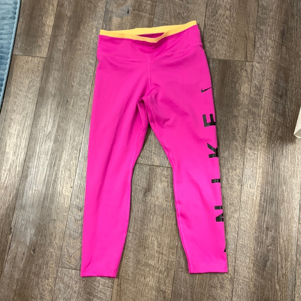 Nike cropped leggings
